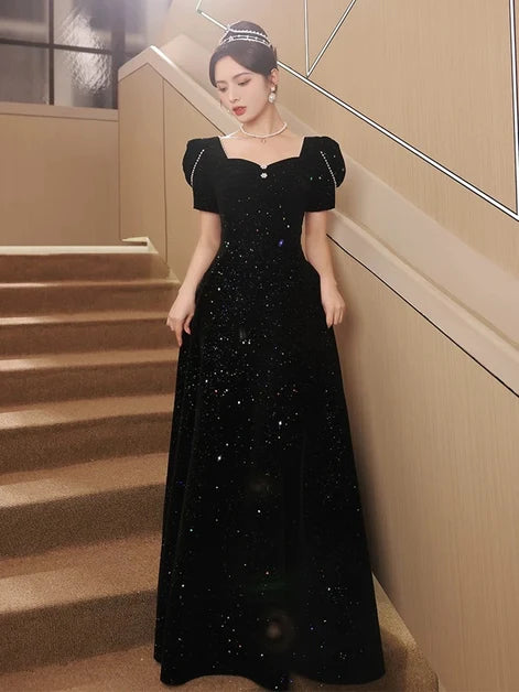 Black Velvet A-Line Sweetheart Back Zip Floor-Length Dress
