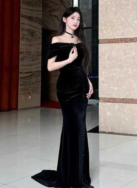 Black Velvet Mermaid Off-the-Shoulder Low Back Floor-Length Dress