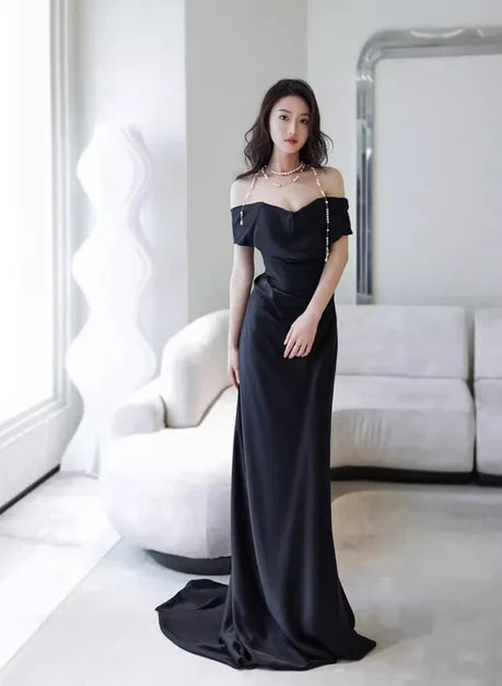 Black Satin Sheath Off-the-Shoulder Zipper Back Floor-Length Dress