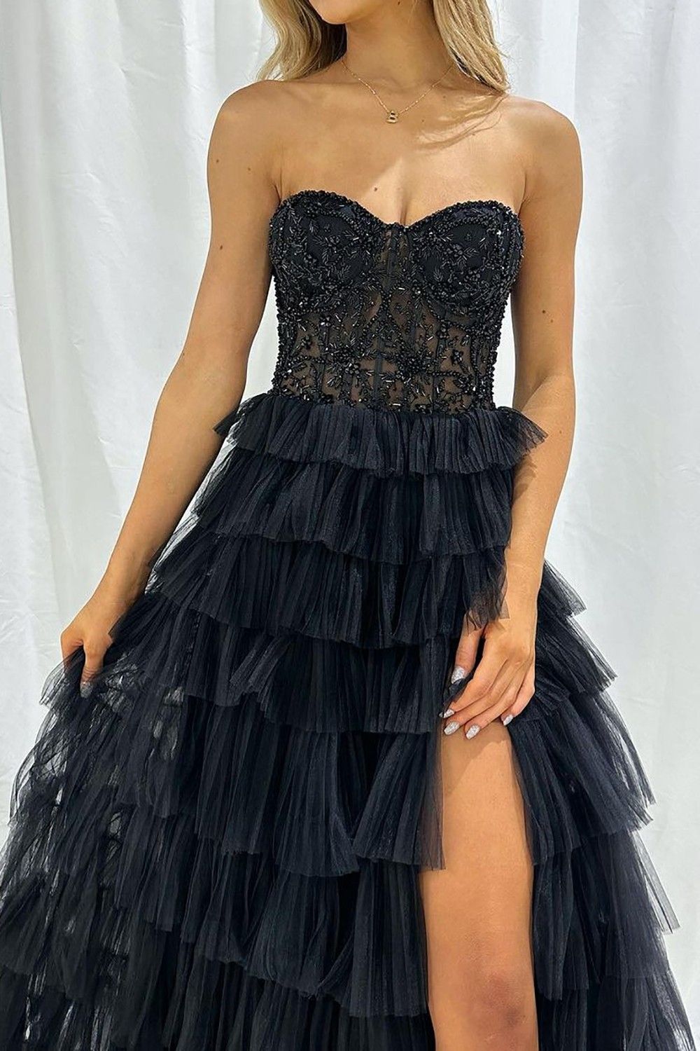 Weitese Stylish A Line Sweeteart Black Corset Prom Dress with Ruffles