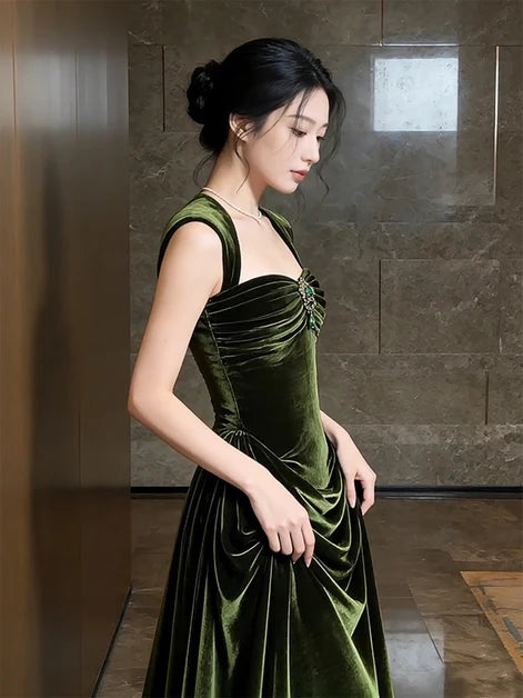 Olive Green Velvet A-Line Sweetheart Zipper Back Floor-Length Dress