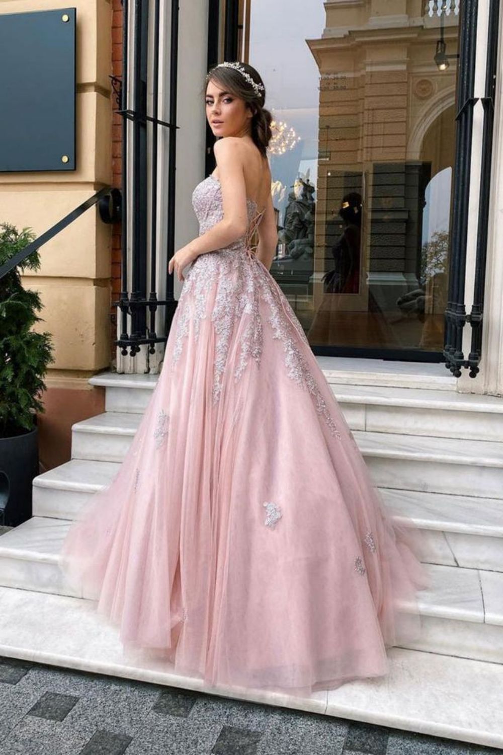Weitese Gorgeous A Line Sweetheart Pink Long Prom Dress with Appliques