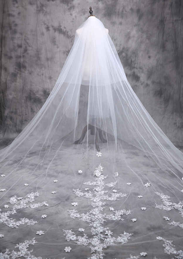 Two-tier Cathedral Bridal Veils With Applique Lace