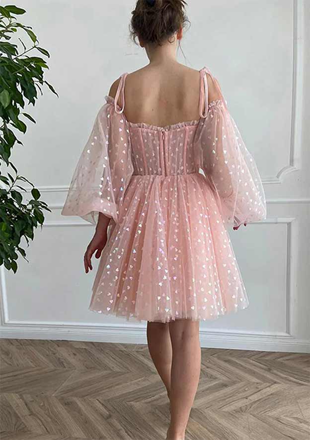 Robe de soirée princesse trapèze en tulle à manches longues et col en cœur