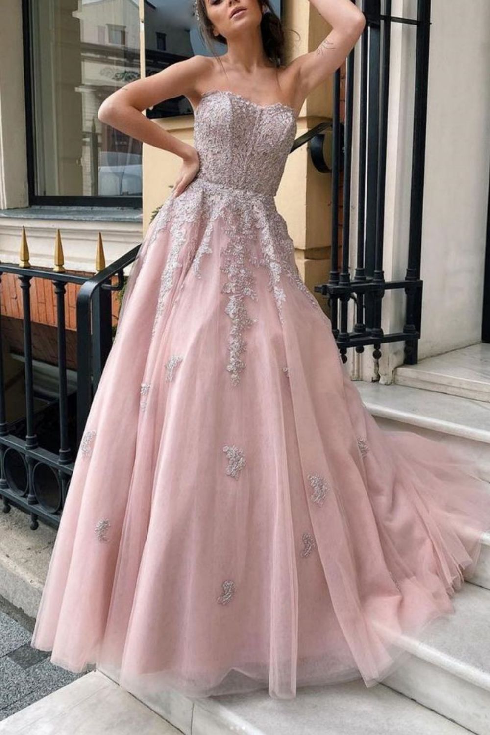 Weitese Gorgeous A Line Sweetheart Pink Long Prom Dress with Appliques