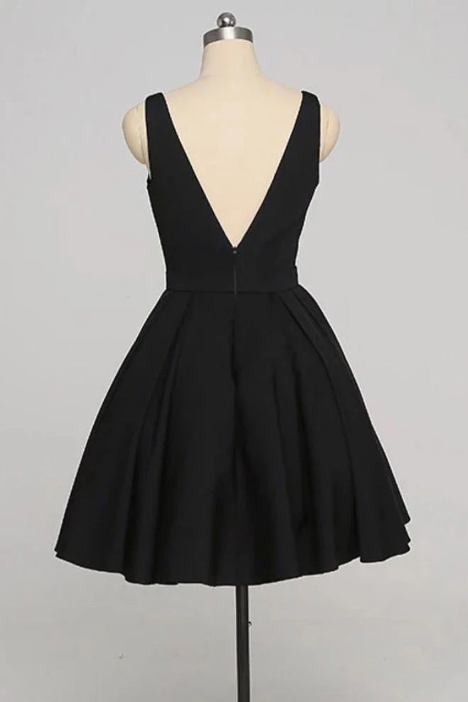 Robe de soirée courte noire simple à col en V
