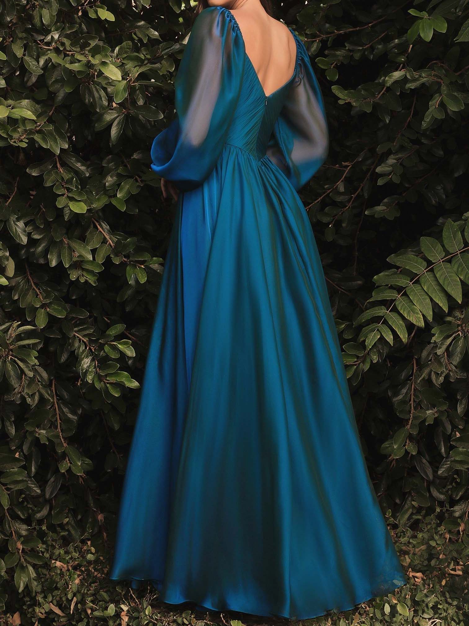 Robe longue trapèze à col en V et manches longues