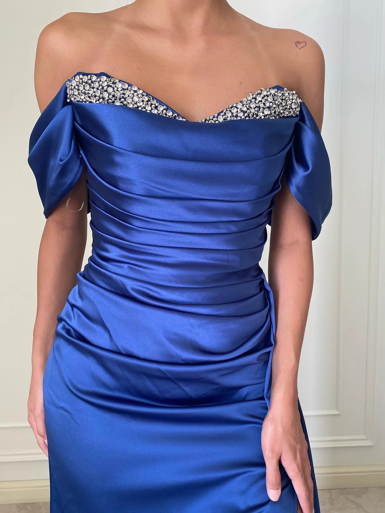 Sheath/Column Off-The-Shoulder Floor-Length Long Dresses With Split Side