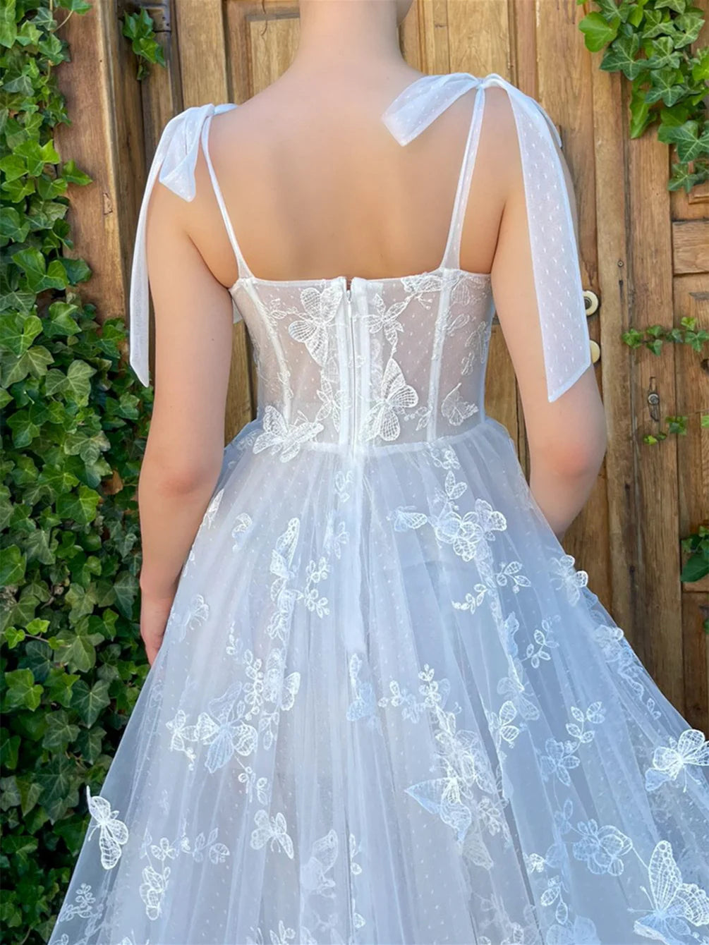 Robe de bal de fin d'année trapèze/princesse, sans manches, longueur au sol, avec nœud et bretelles