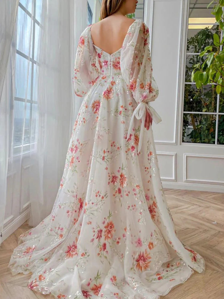 Robe de bal trapèze/princesse à manches longues et décolleté en cœur