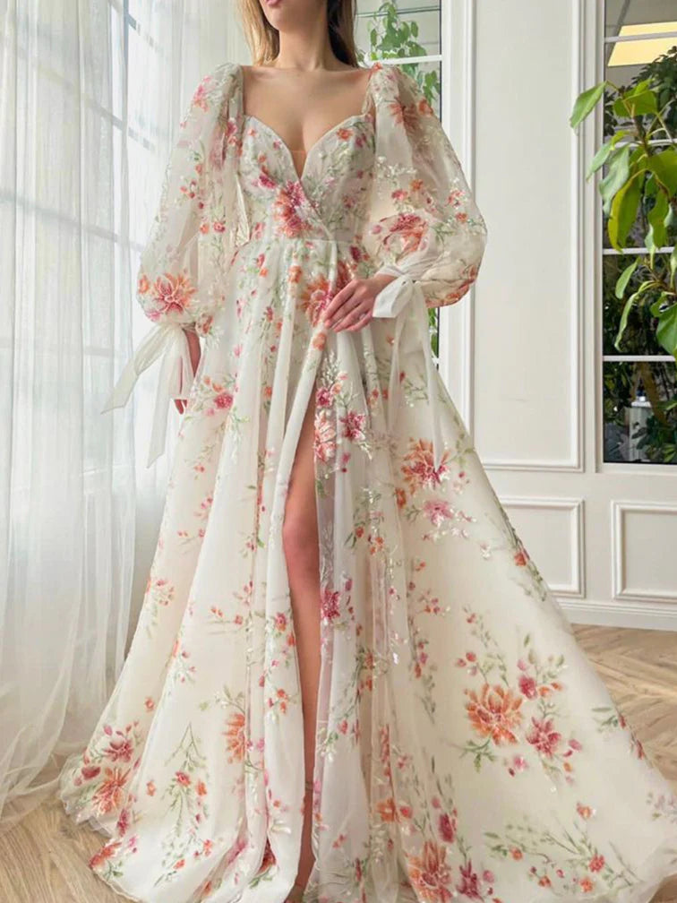 Robe de bal trapèze/princesse à manches longues et décolleté en cœur