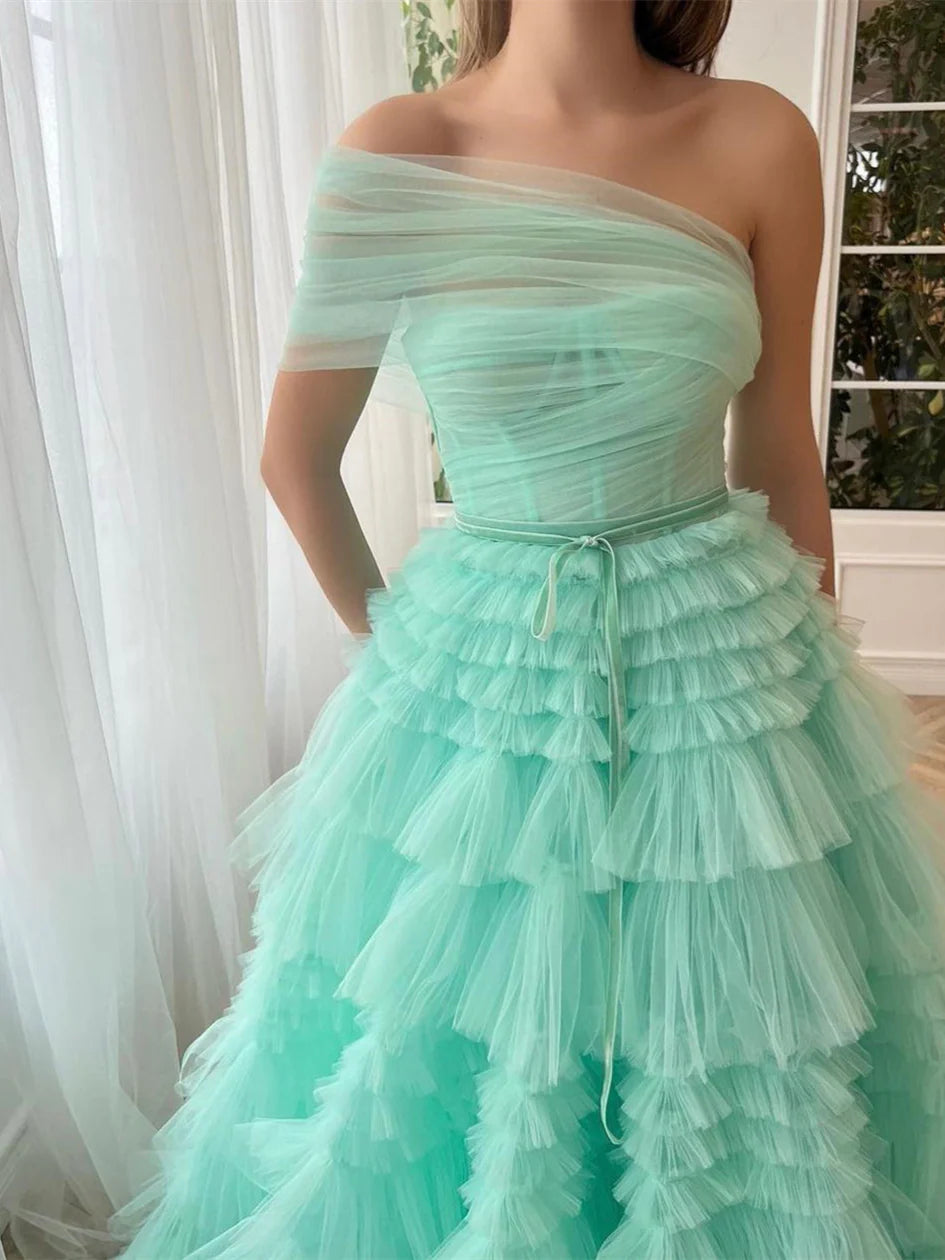 Robe de bal trapèze/princesse asymétrique sans manches, longueur au sol