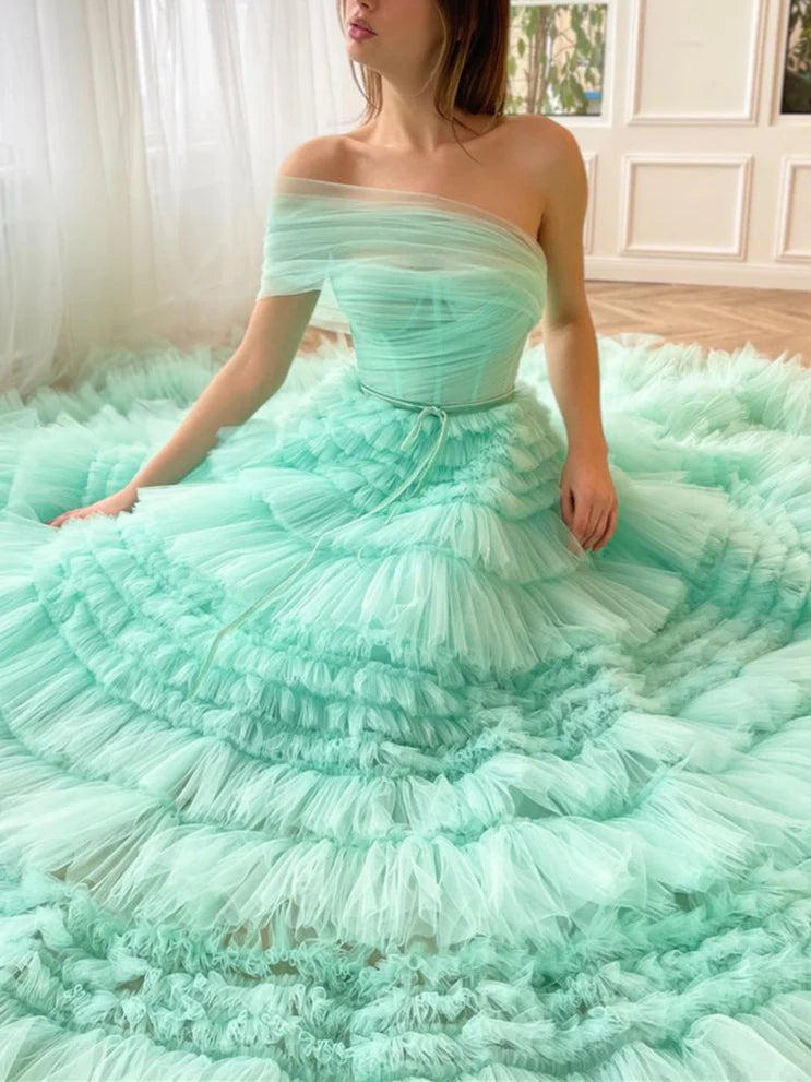 Robe de bal trapèze/princesse asymétrique sans manches, longueur au sol