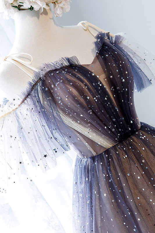 Vestido corto de tul único para la fiesta de bienvenida