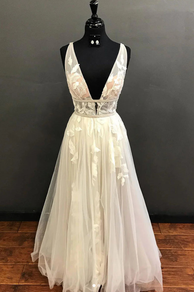 Light champagne tulle lace long Wedding Dresses