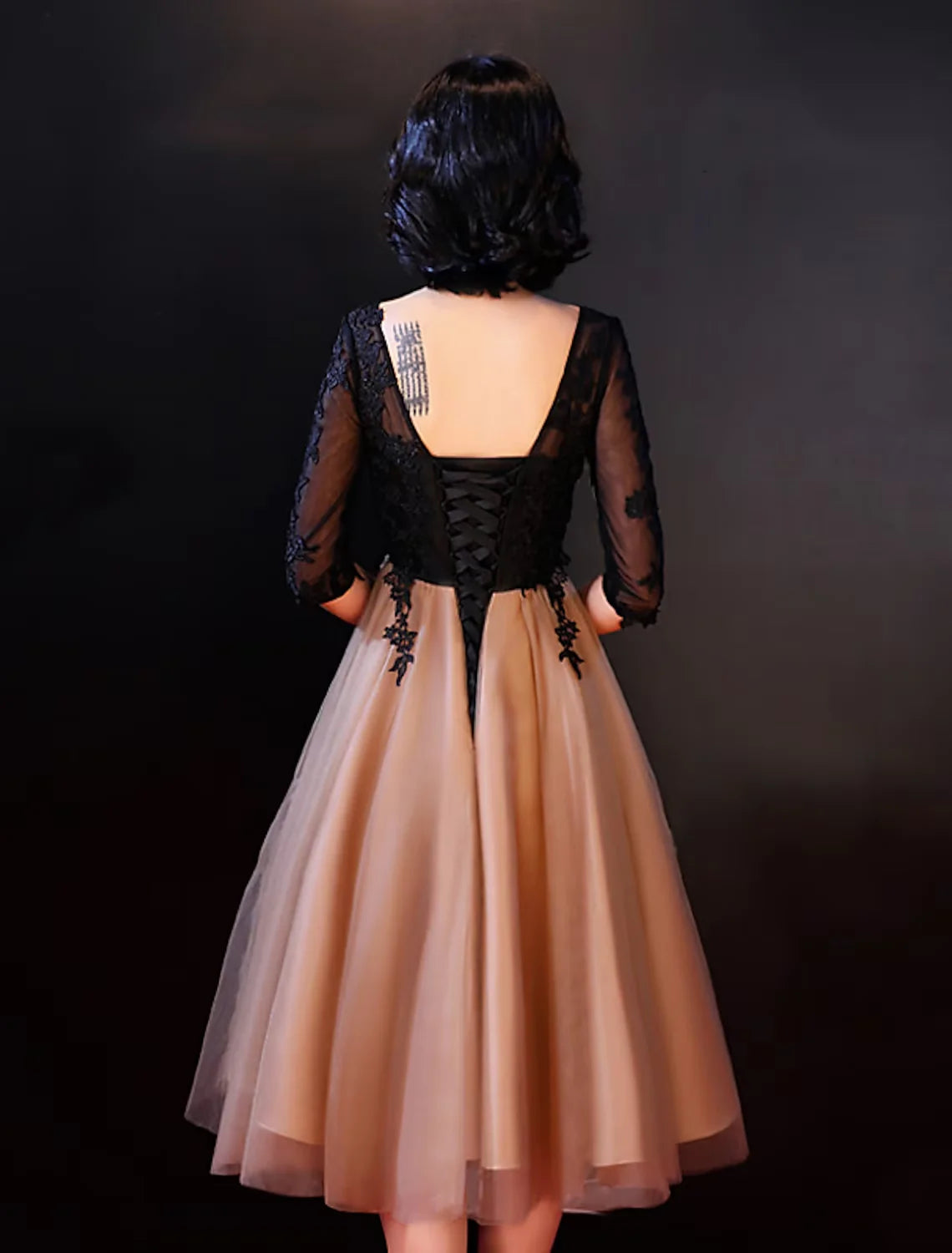 A-Line Celebrity Style Wedding Guest Cocktail Party Dress Boat Neck Backless Half Sleeve Knee Length Lace
