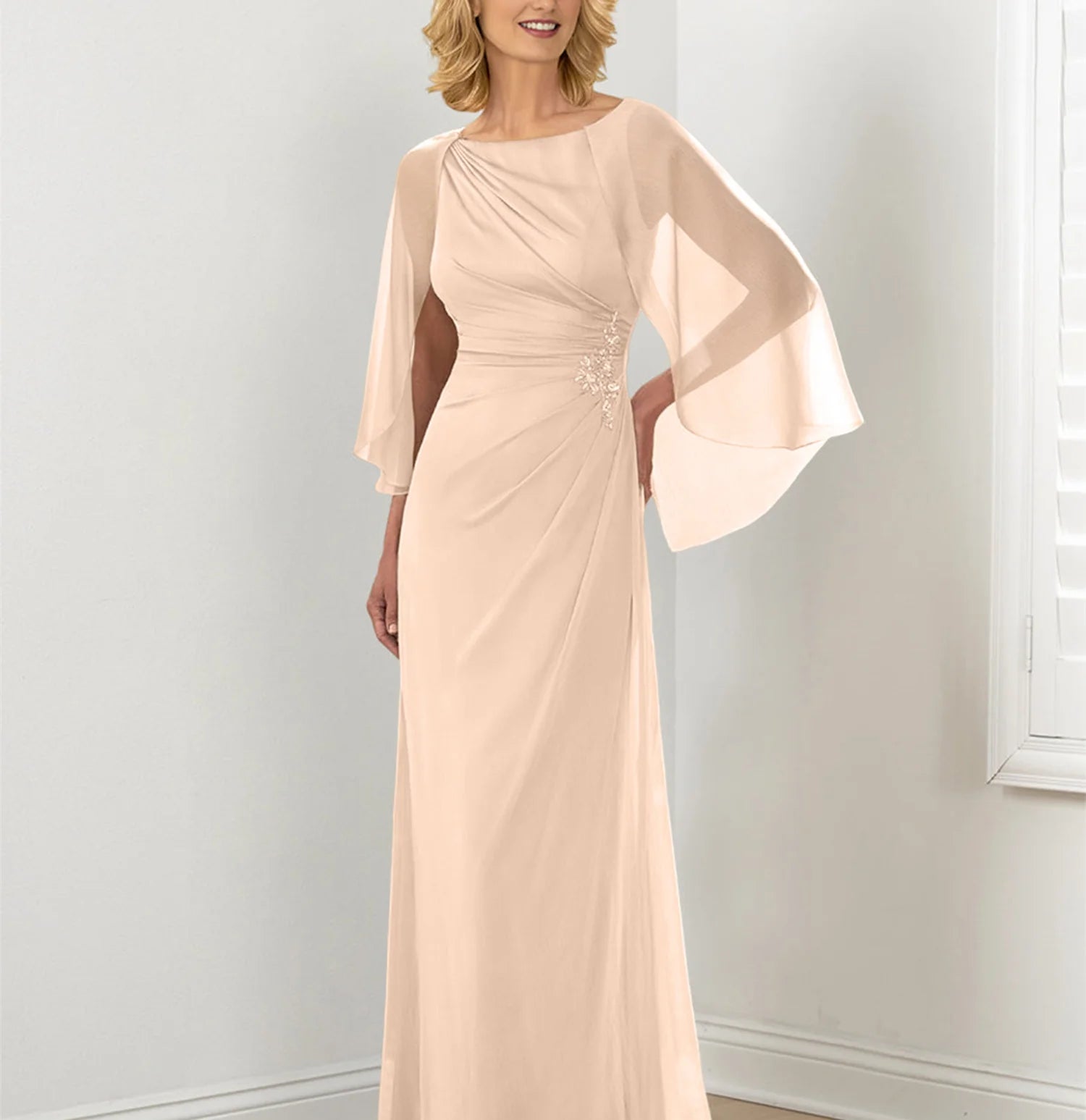 Sheath/Column Round Neck Mother Of The Bride Dresses
