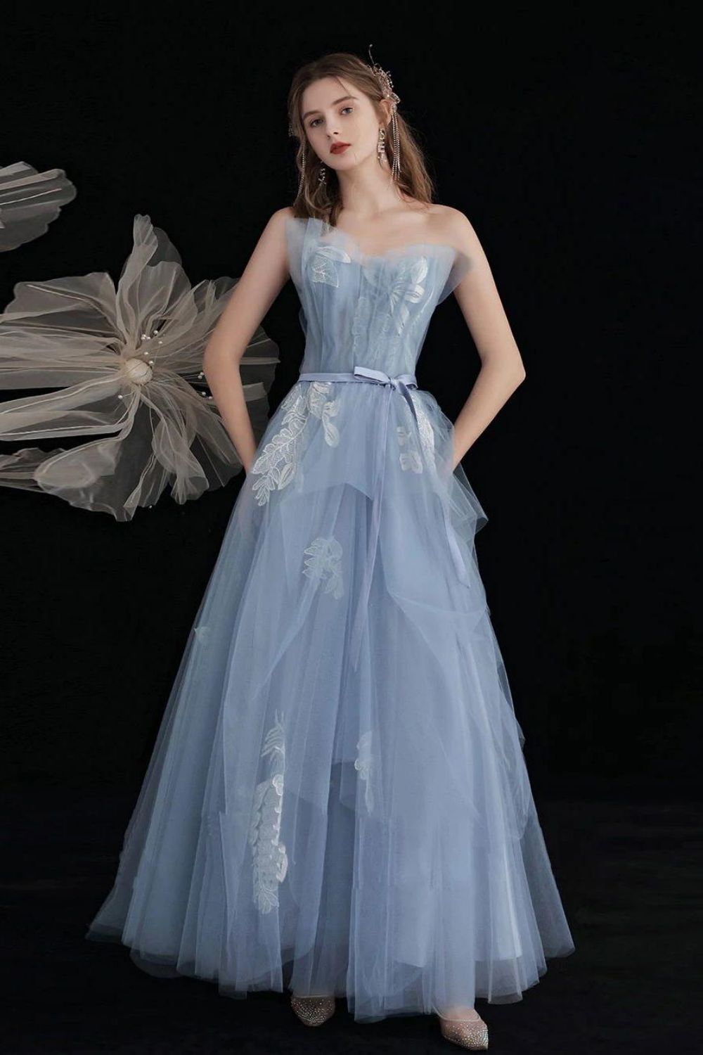 Weitese Princess A Line Strapless Blue Long Prom Dress with Appliques