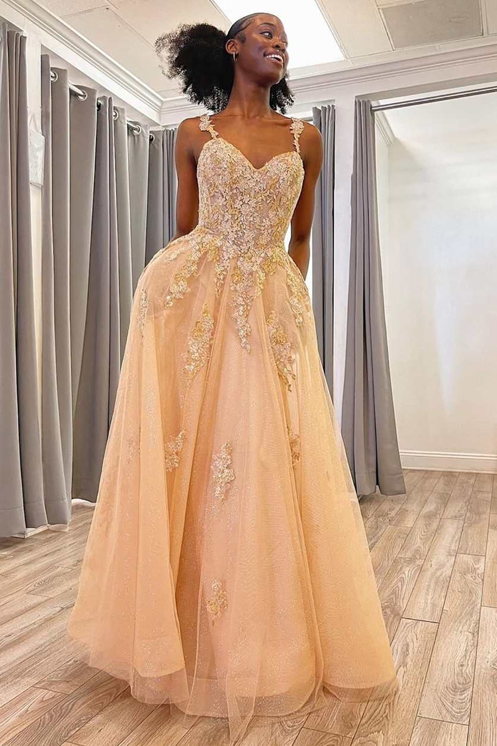 Weitese Charming A Line Spaghetti Straps Champagne Long Prom Dress with Appliques