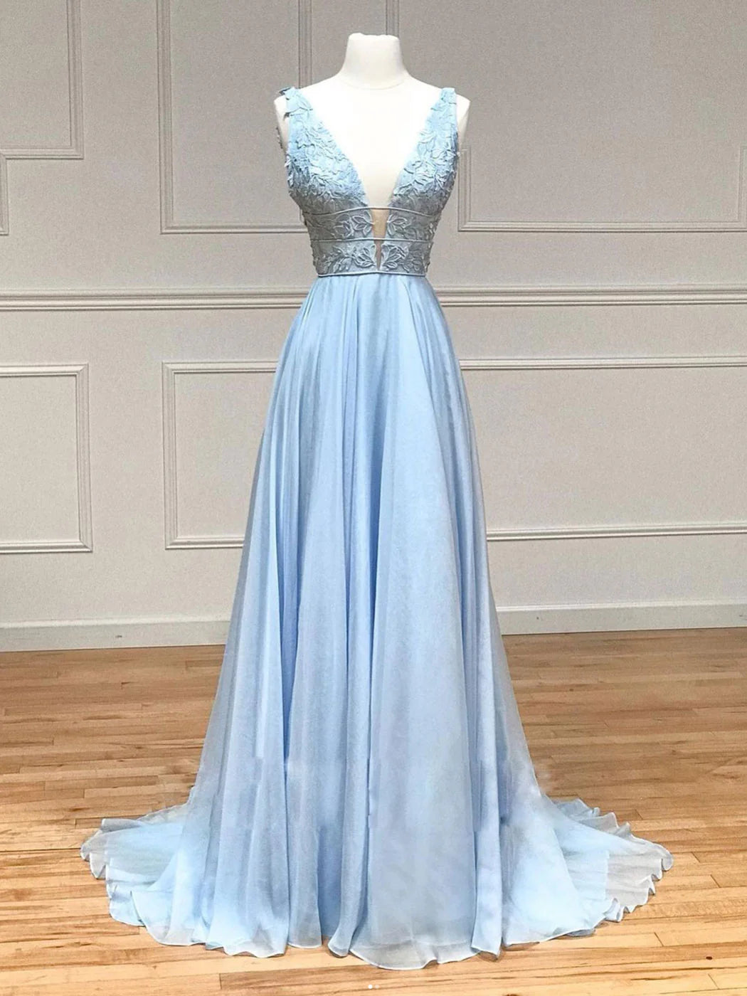Floor Length Blue Deep V Neck Chiffon Lace Long Prom Dress With Applique