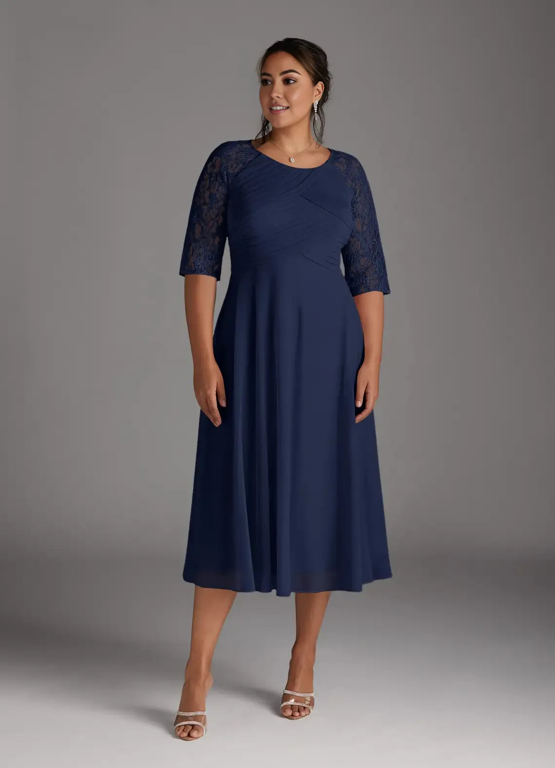 Robe trapèze bleu marine foncé en dentelle, longueur thé, manches trois-quarts, couleur unie, simple, col rond, grande taille, pour mère de la mariée 