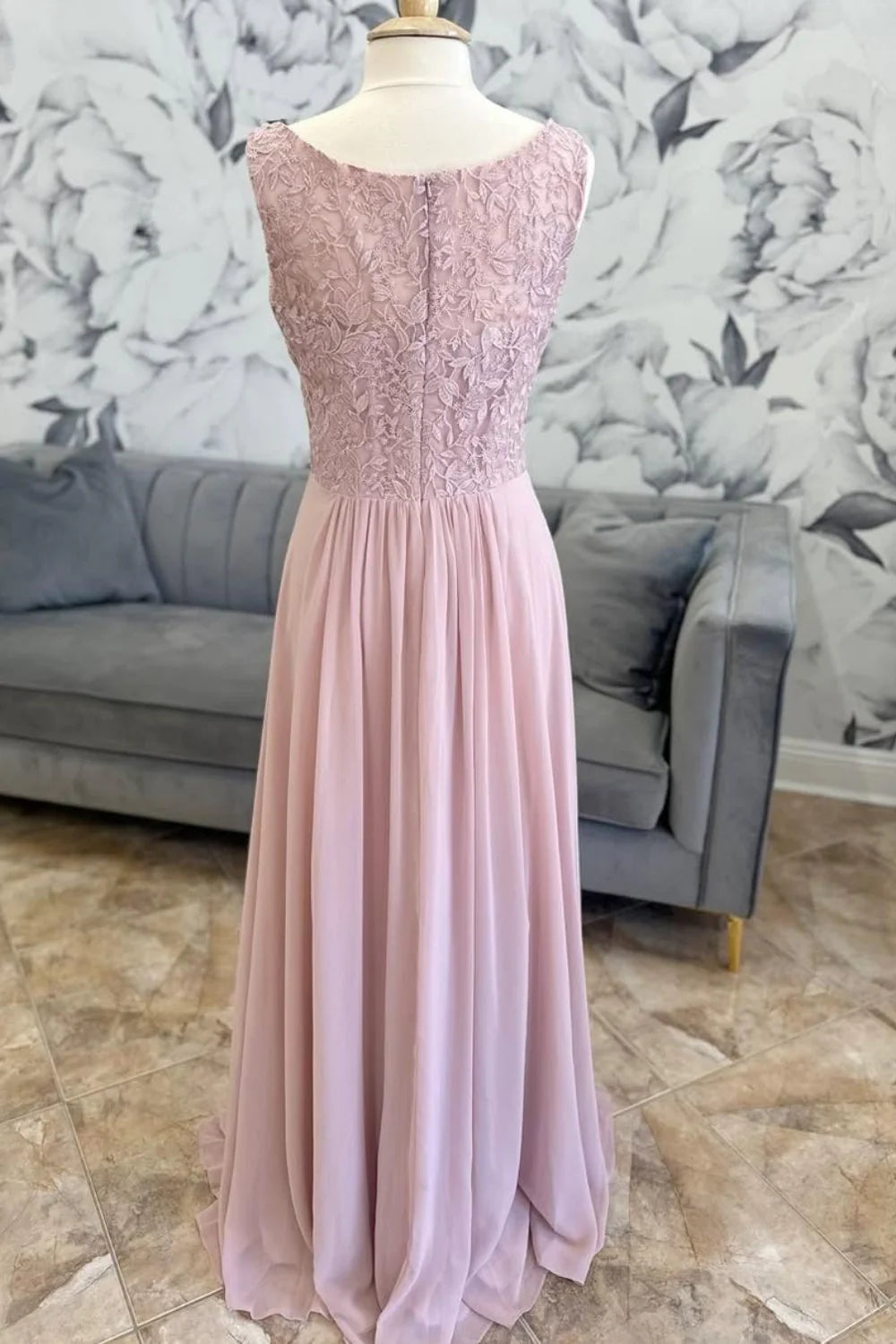 A-Line Sleeveless Lace Straps Pink Pleated Lace Applique Chiffon Zipper Back Mother of The Bride Dress