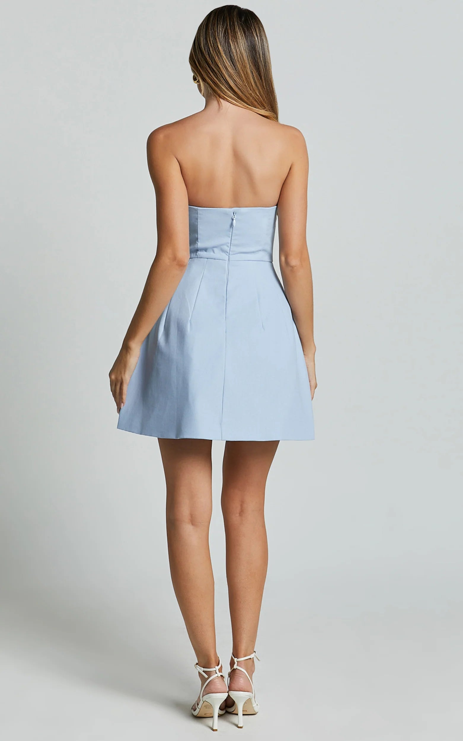 A-Line Strapless Front Bow Knee-Length Dress Blue A-Line Sleeveless Simple Zipper Up Homecoming Dress