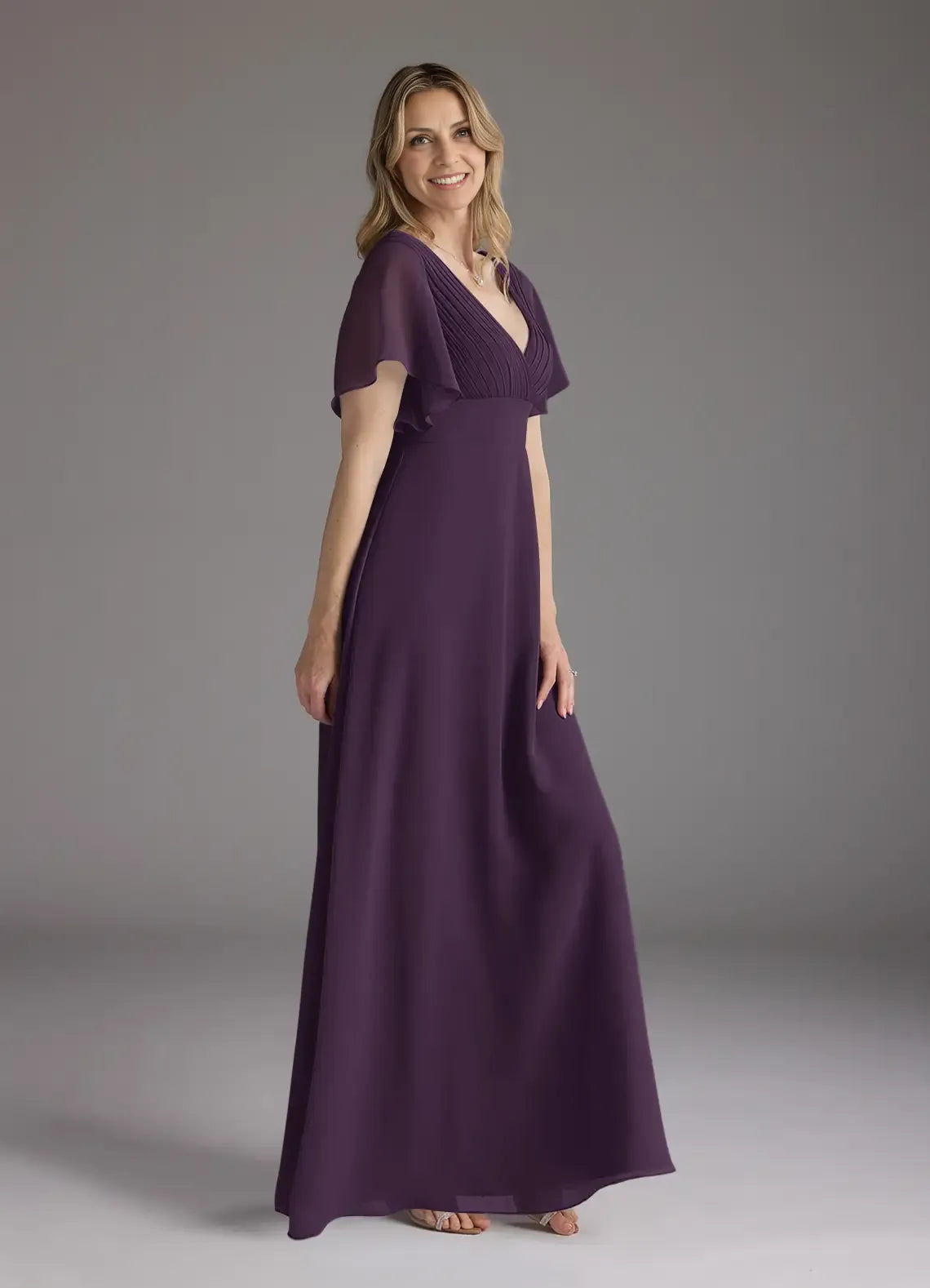 Plum A-Line V-Neck Pleated Chiffon Floor-Length Dress Flutter Sleeve Solid Color Simple V-Neck Back Zip Mother of the Bride Dress