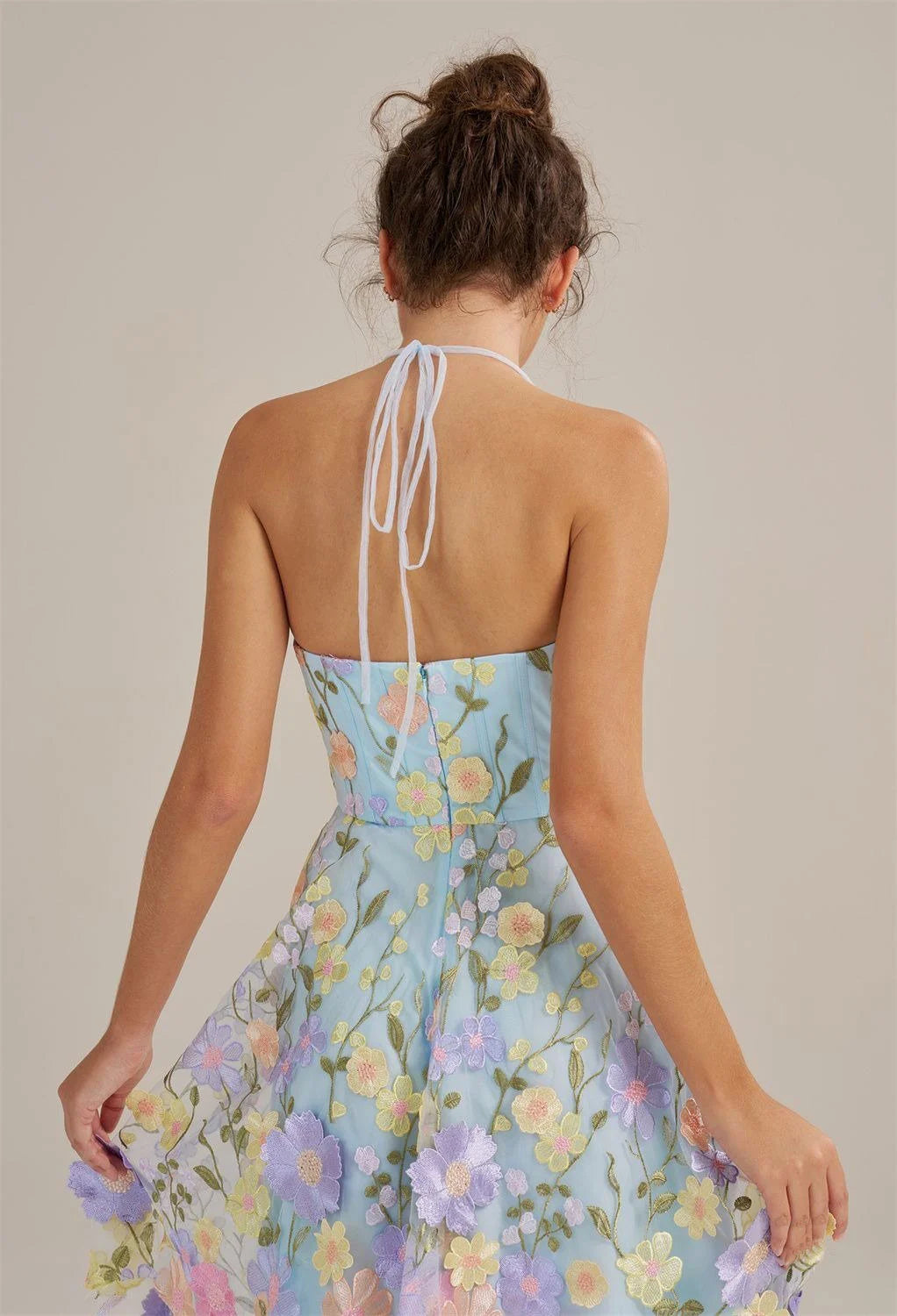 A-line Off the Shoulder Elegant Knee Length Graduation Dresses Tulle 3D Floral Embroidered Sleeveless Custom Sexy Homecoming Dresses