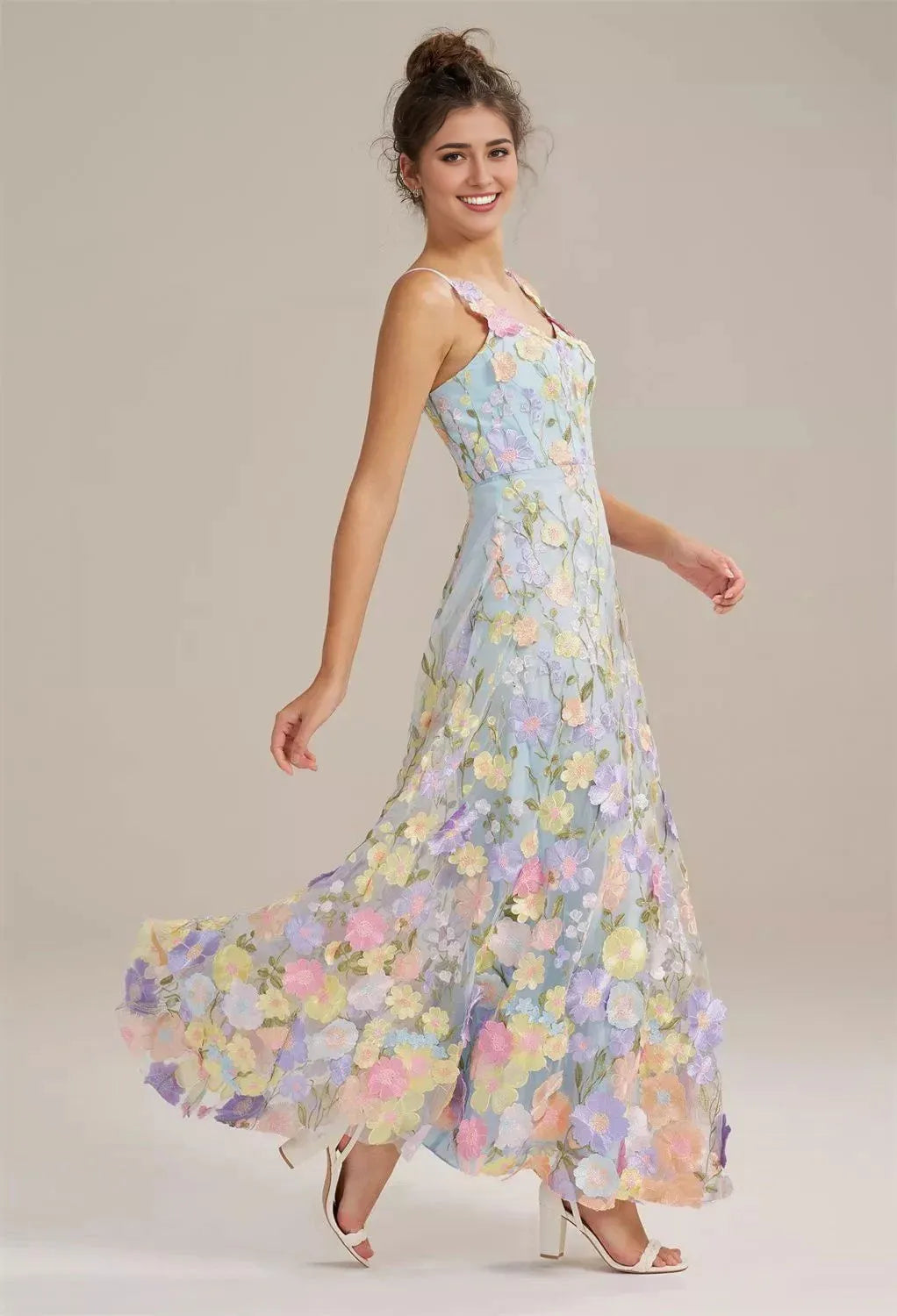 A-line V-Neck Elegant Floor Length Prom Dress Tulle 3D Floral Embroidered Sleeveless Hot Sale Long Evening Dresses