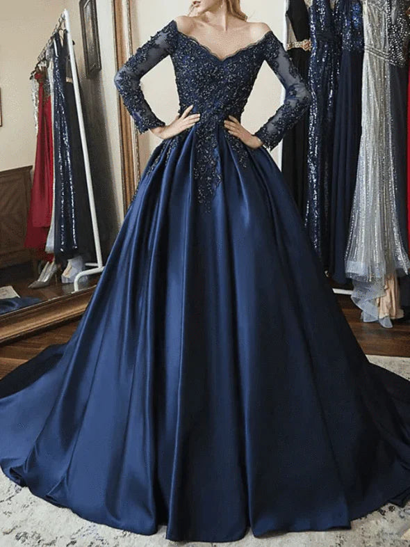 Robe de soirée Weitese bleu marine à épaules dénudées et manches longues, coupe trapèze, avec appliques. Magasins de robes de soirée 