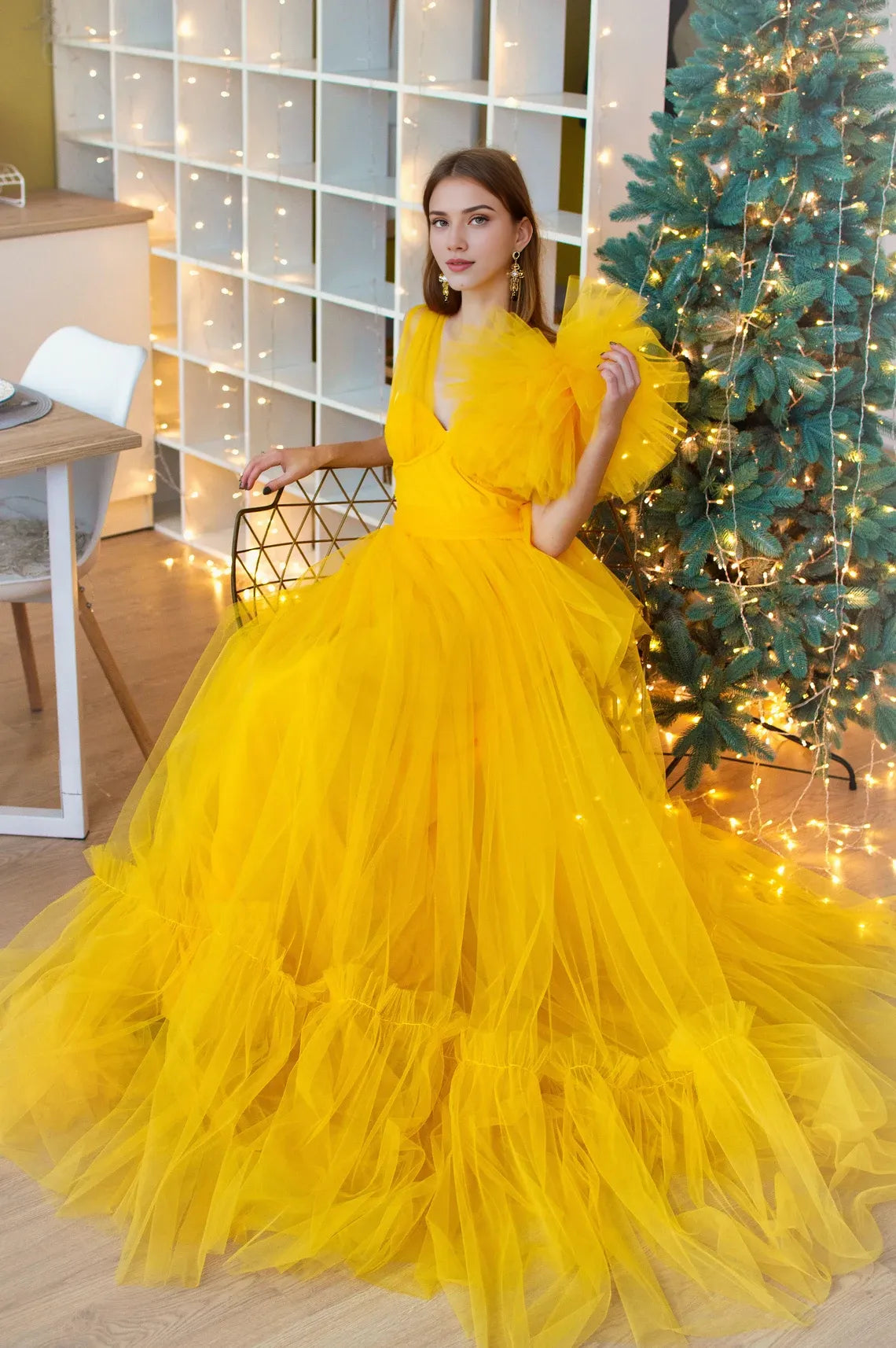 Robe de soirée trapèze en tulle, col en V, dos nu, sans manches, longueur au sol 