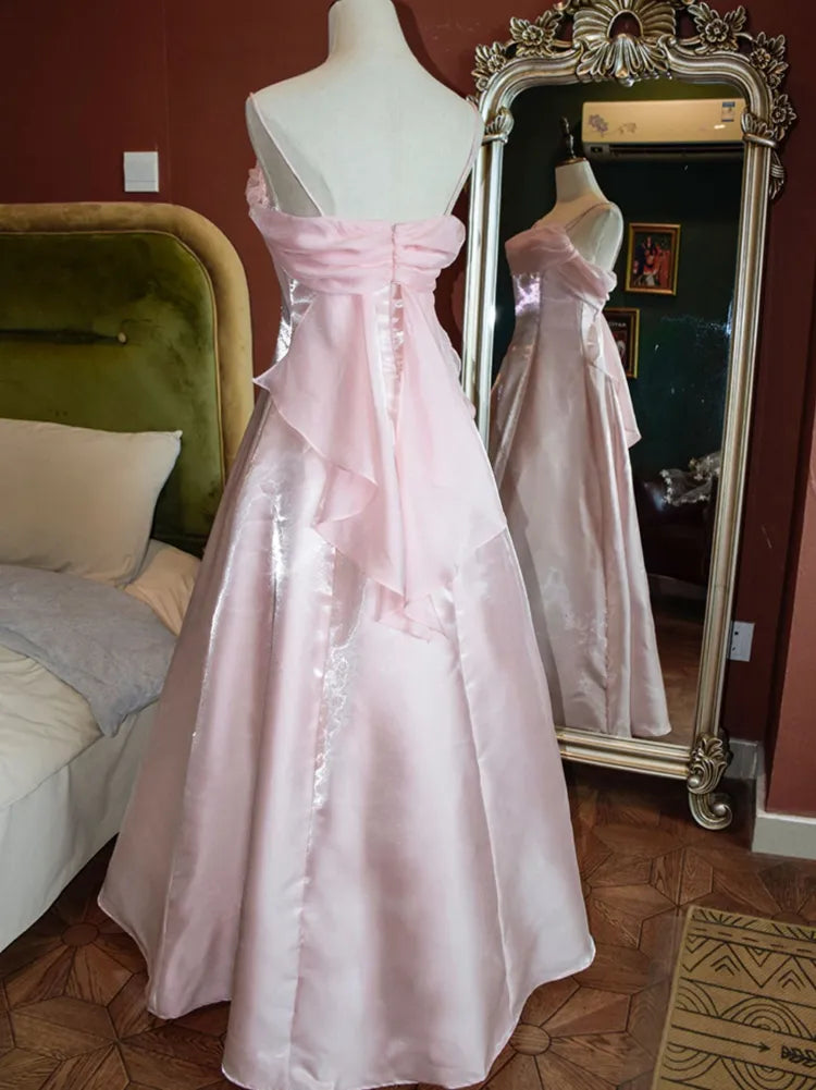 Robe de soirée princesse vintage en satin à bretelles spaghetti et épaules dénudées