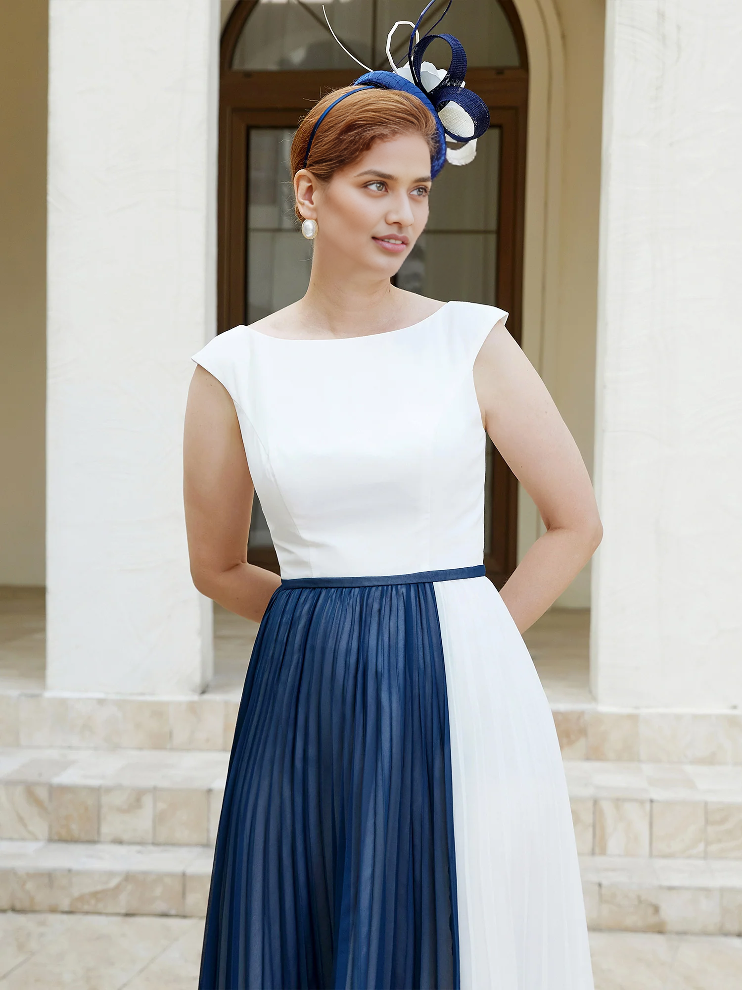 Robe de mère de la mariée trapèze à encolure dégagée, sans manches, longueur thé, à volants