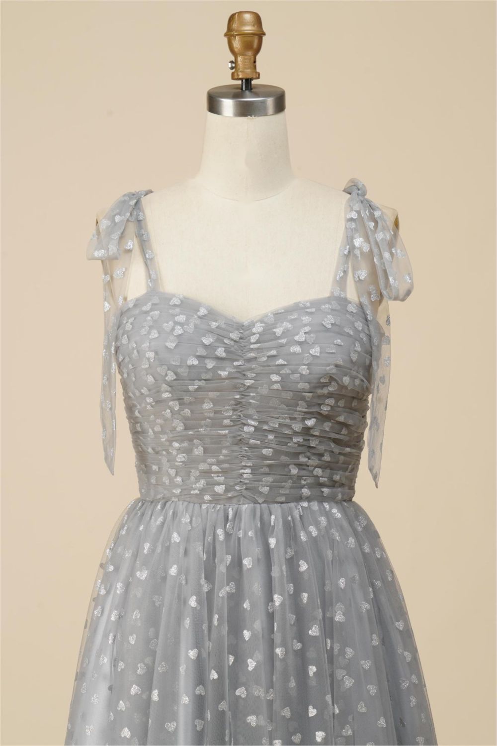 Vestidos de fiesta de tul con tirantes finos, corte A y longitud hasta la rodilla de Weitese