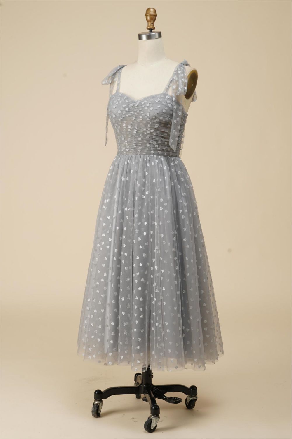 Vestidos de fiesta de tul con tirantes finos, corte A y longitud hasta la rodilla de Weitese