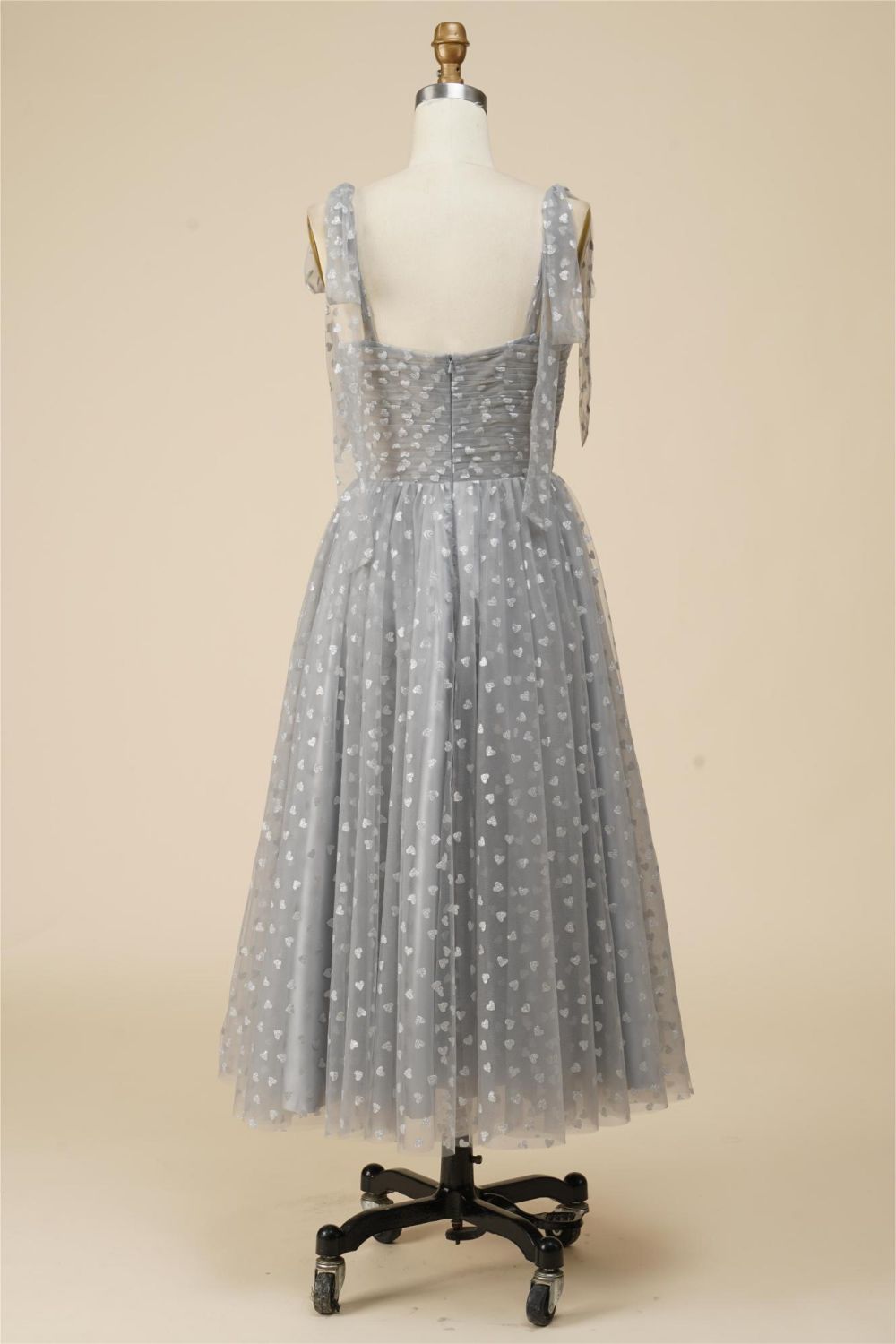 Vestidos de fiesta de tul con tirantes finos, corte A y longitud hasta la rodilla de Weitese