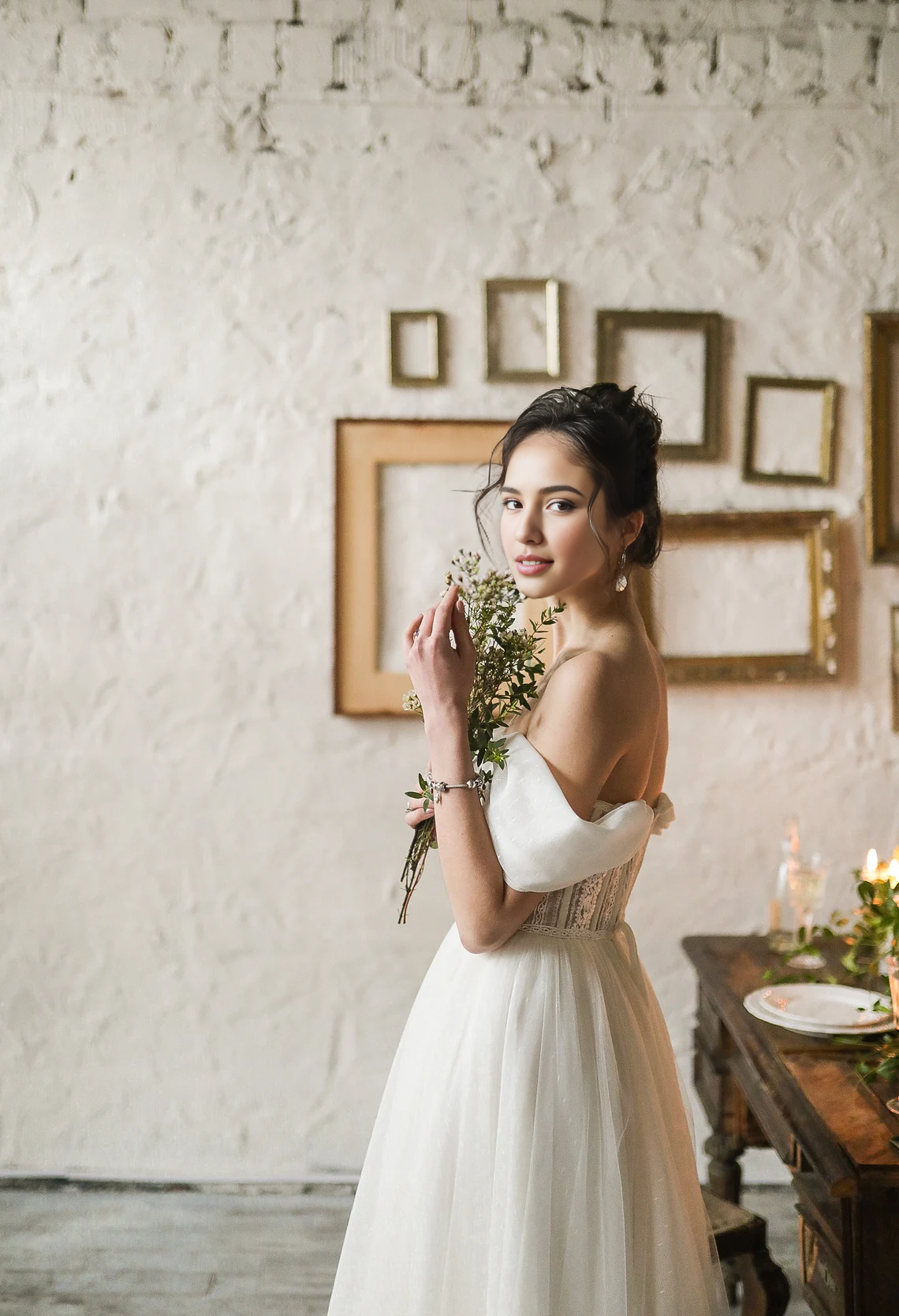 A-line Tulle Rustic Wedding Dress Embroidered Corset Dress Lace Cocktail Midi Gown Off Shoulder Bridal Dress