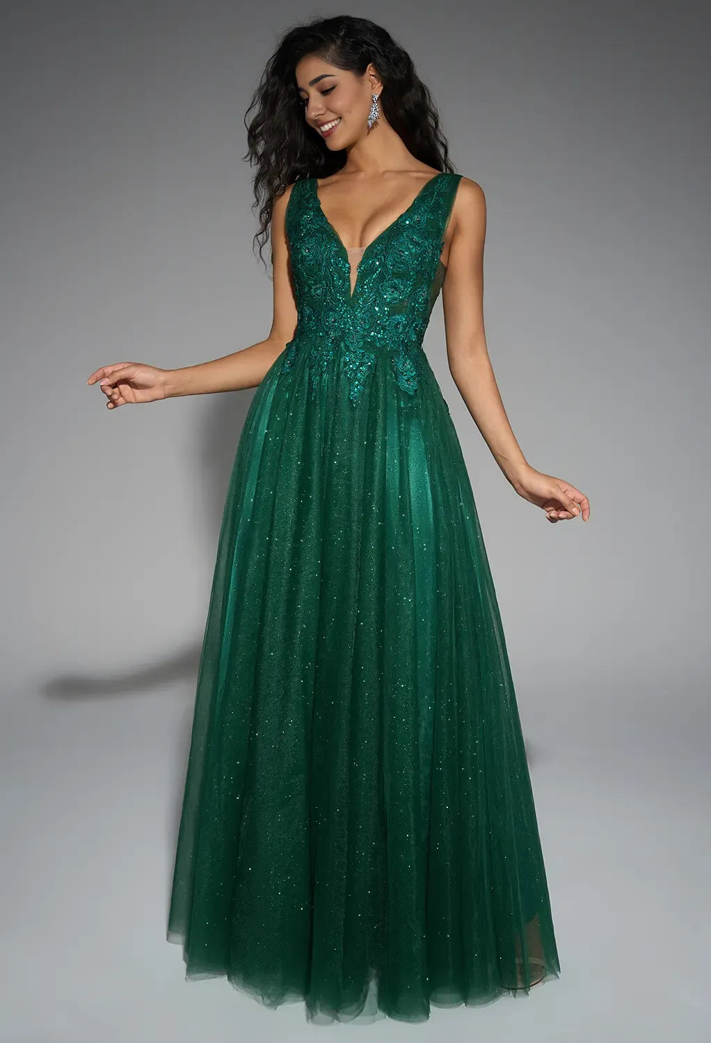 A-line V-Neck Regular Straps Floor Length Prom Dresses Tulle Sleeveless Applique Affordable Tulle Evening Dresses