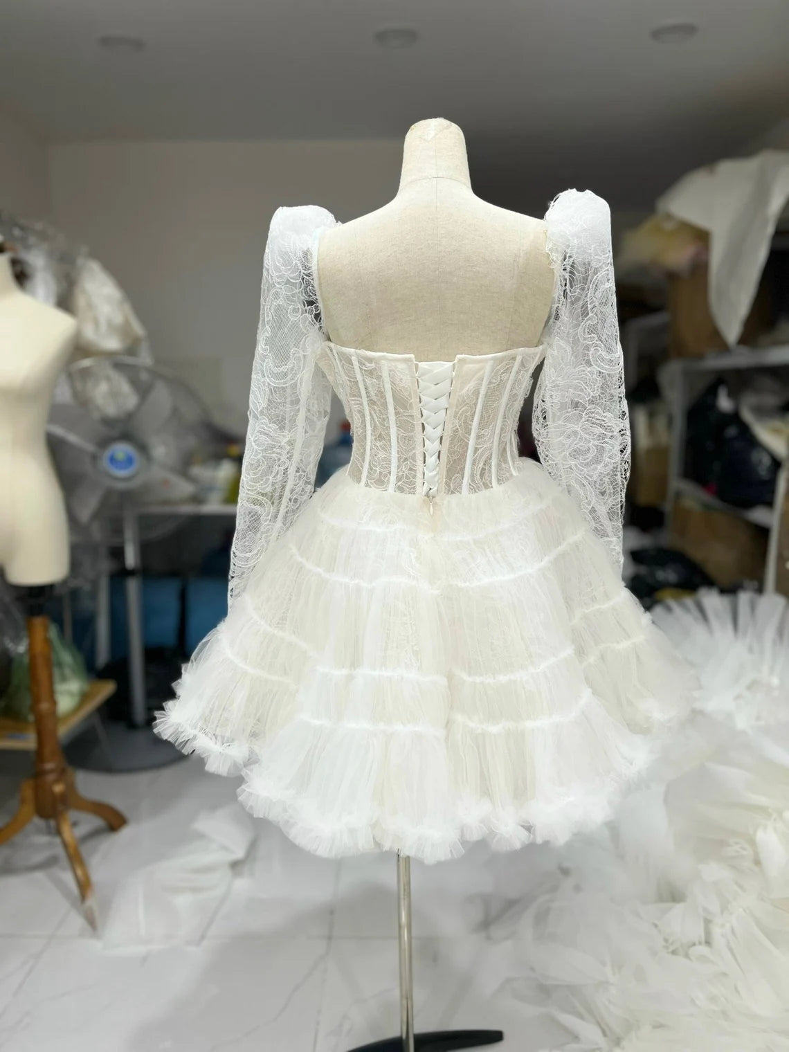 Robe de mariée trapèze en dentelle, robe ivoire, robe de mariée, robe de fiançailles, mini robe de mariée, robe grande taille, cadeau pour elle, robe à manches longues 