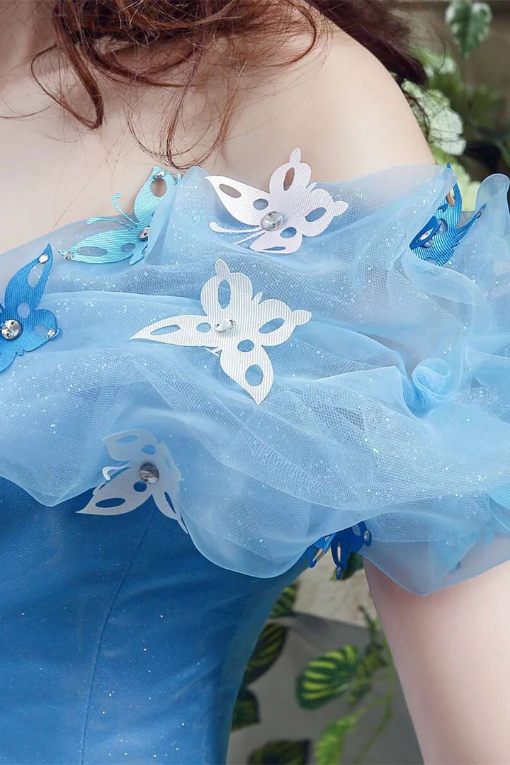 Robe de bal princesse bleue trapèze en tulle à épaules dénudées et motif papillon 