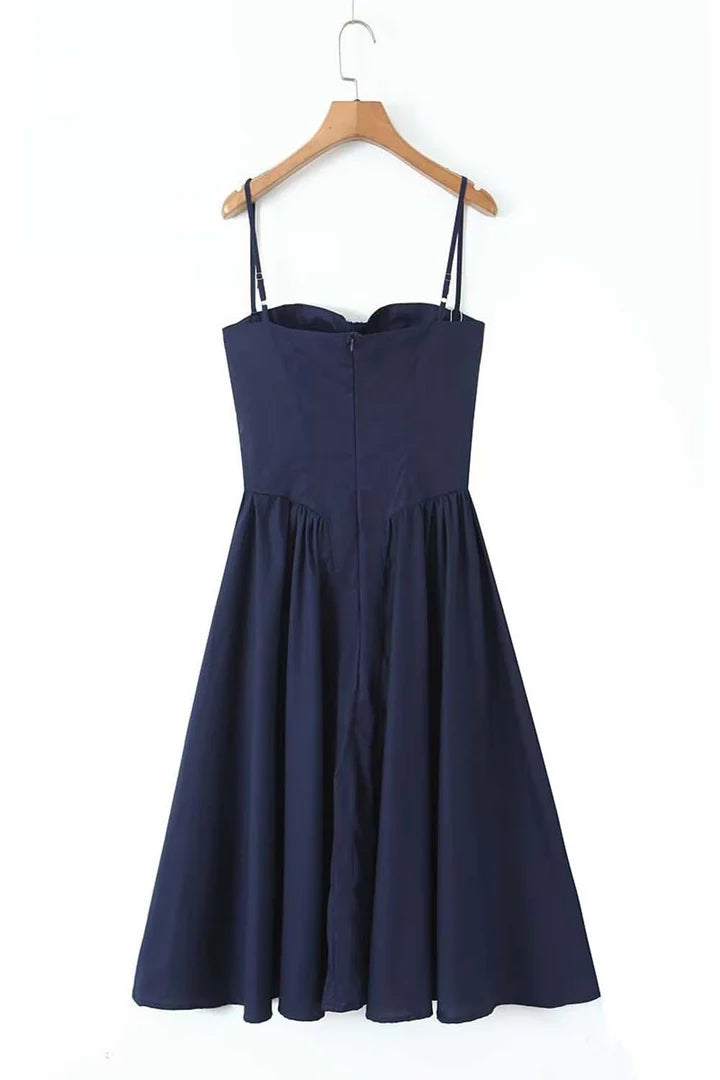 Robe de bal trapèze à bretelles spaghetti et col carré avec corsage en cœur