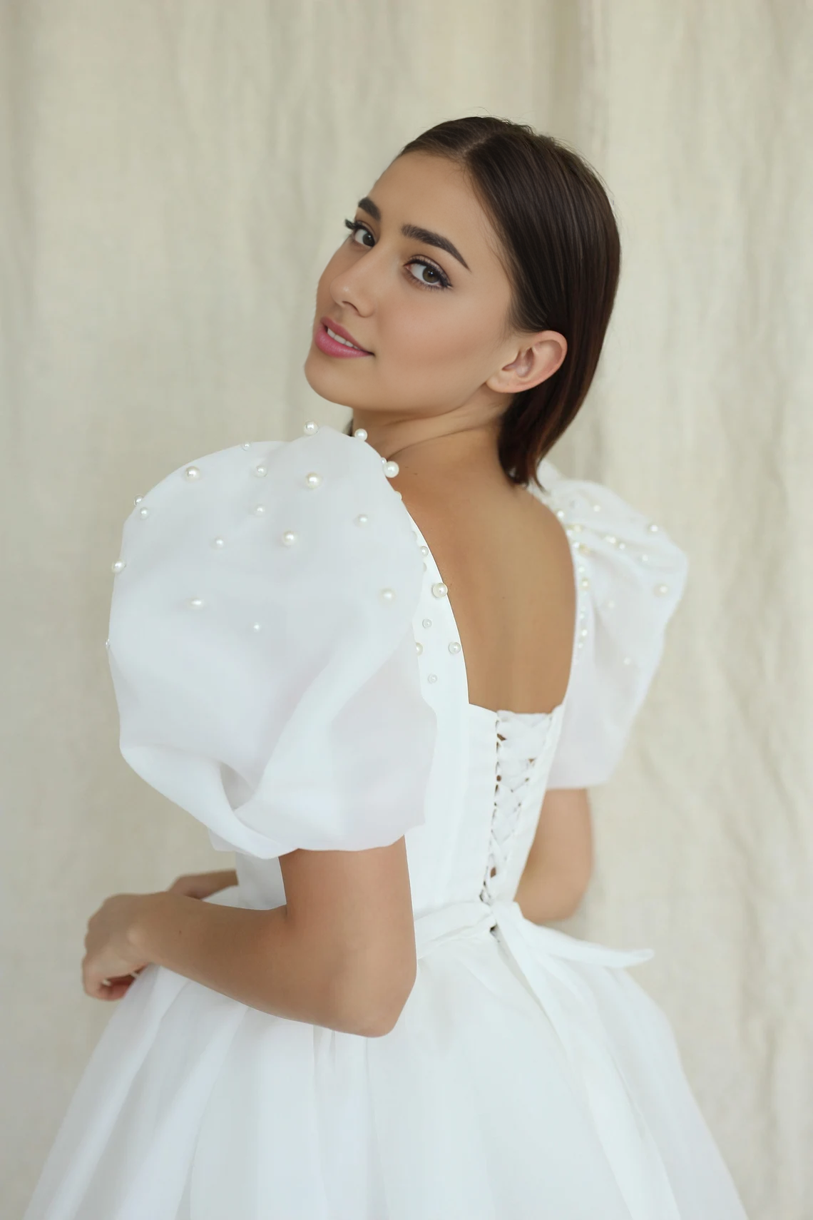 A-line Square Neck Short Wedding Dress Mini Wedding Dress Puff Sleeves Dress Rehearsal Bridal Dress