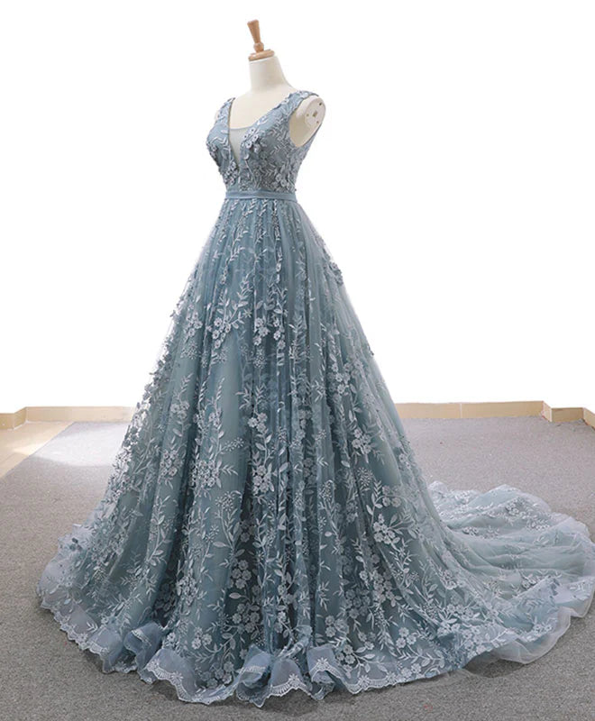 Robe de bal trapèze longue en tulle et dentelle avec traîne