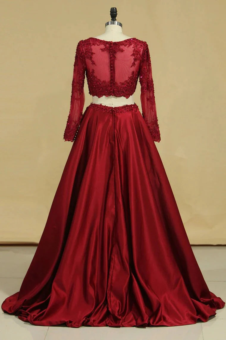 Robe de soirée deux pièces en satin bordeaux à manches longues et appliques en dentelle 