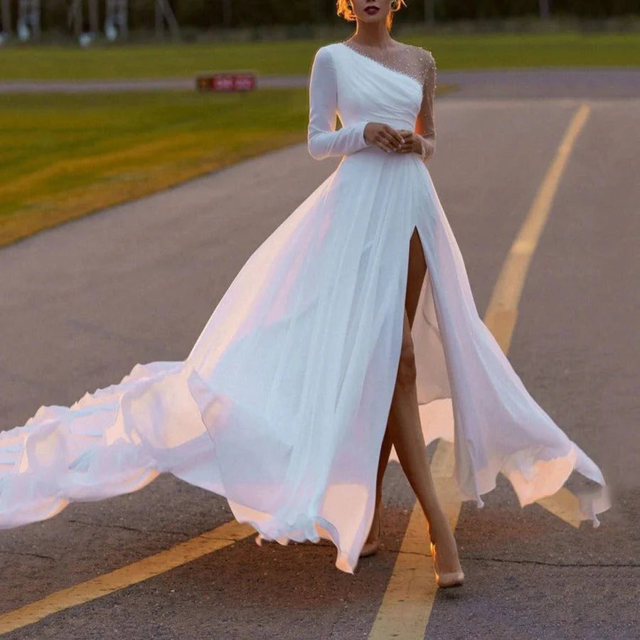 Robe de mariée de plage à manches longues et en mousseline de soie blanche avec fente 