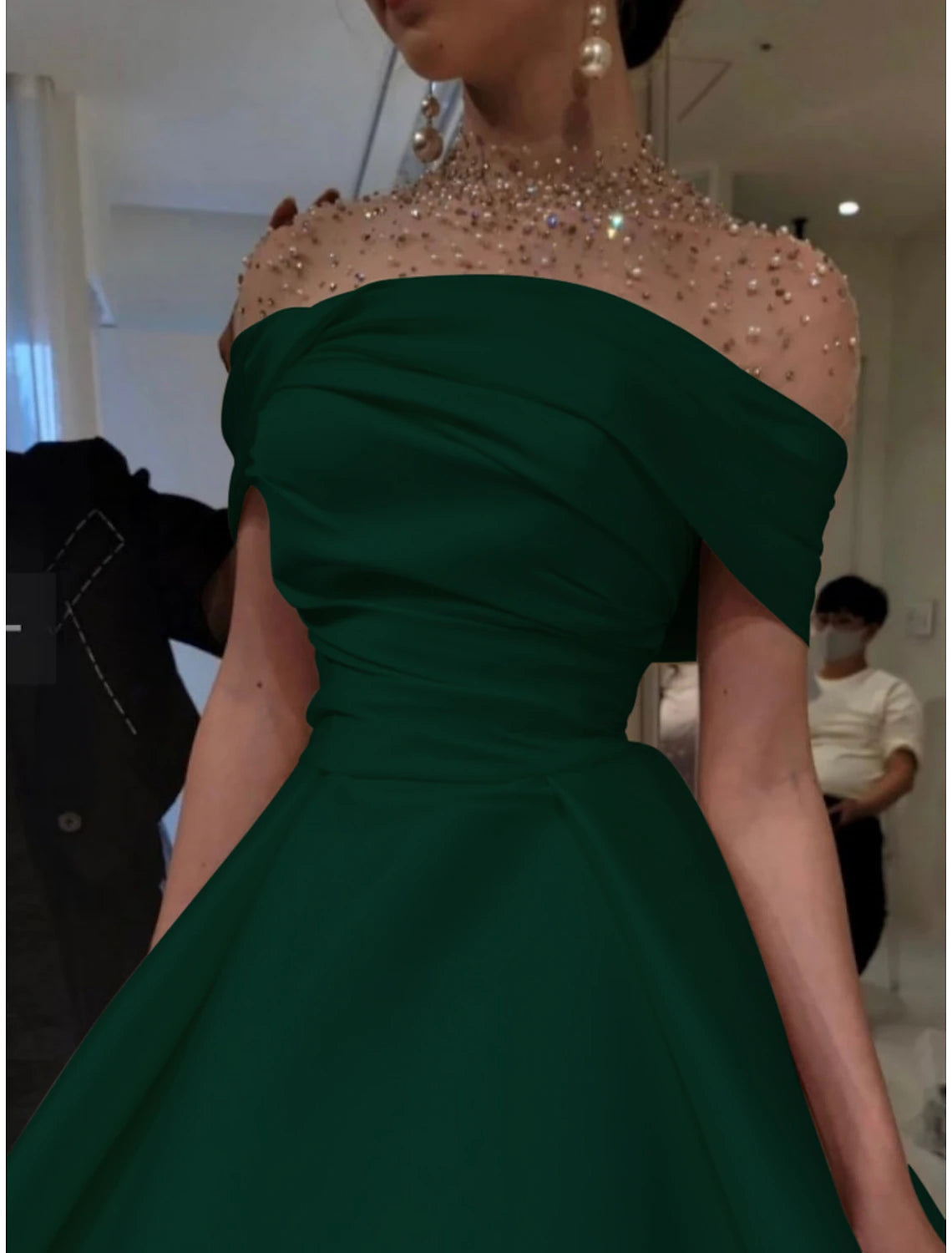 Weitese A-Line Evening Gown Elegant Dress Formal Red Green Dress Floor Length Short Sleeve Illusion Neck Satin with Ruched Beading