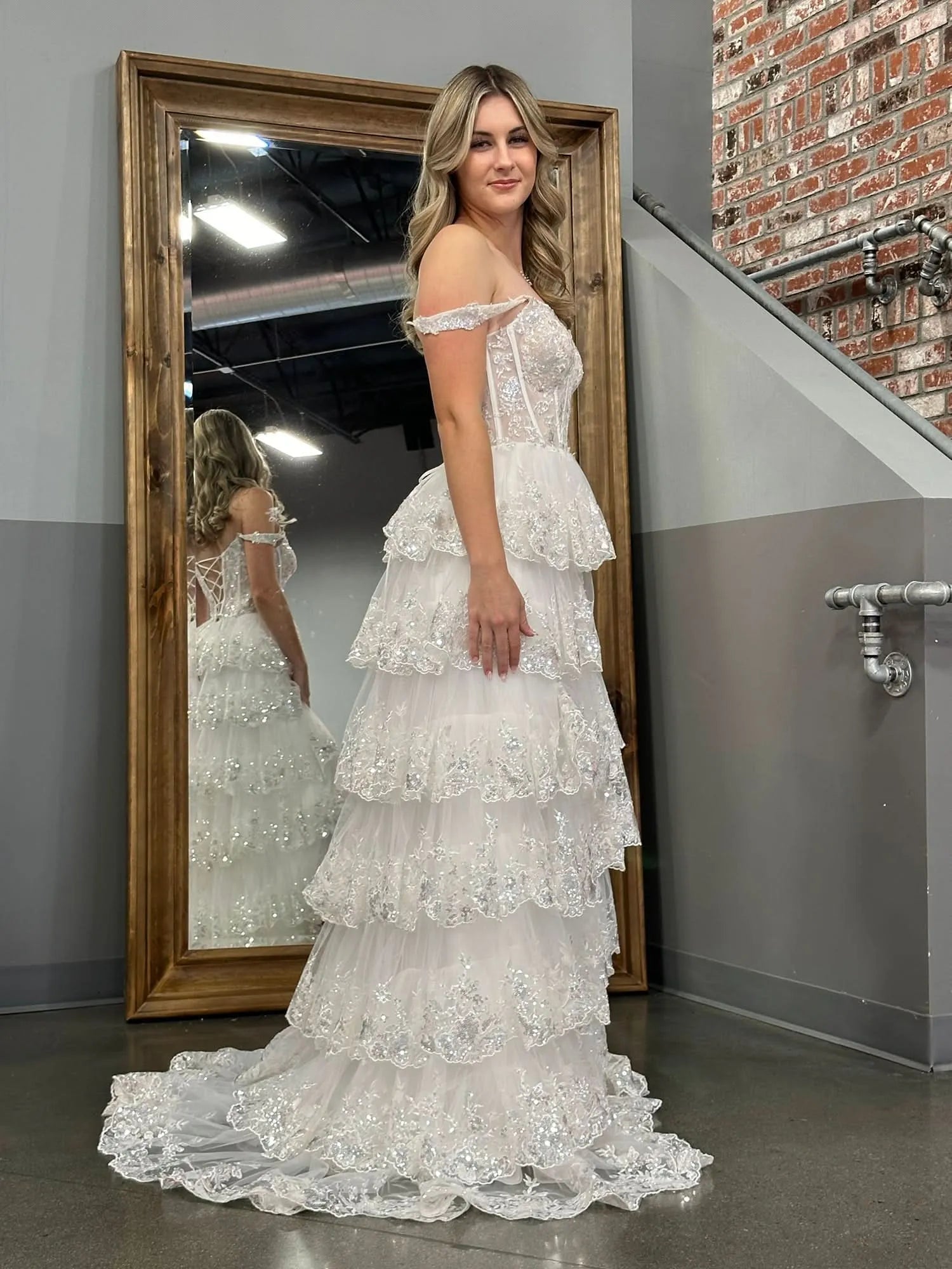 Alluring Off the Shoulder Sleeveless A-Line Tulle Tiered Long Prom Dress