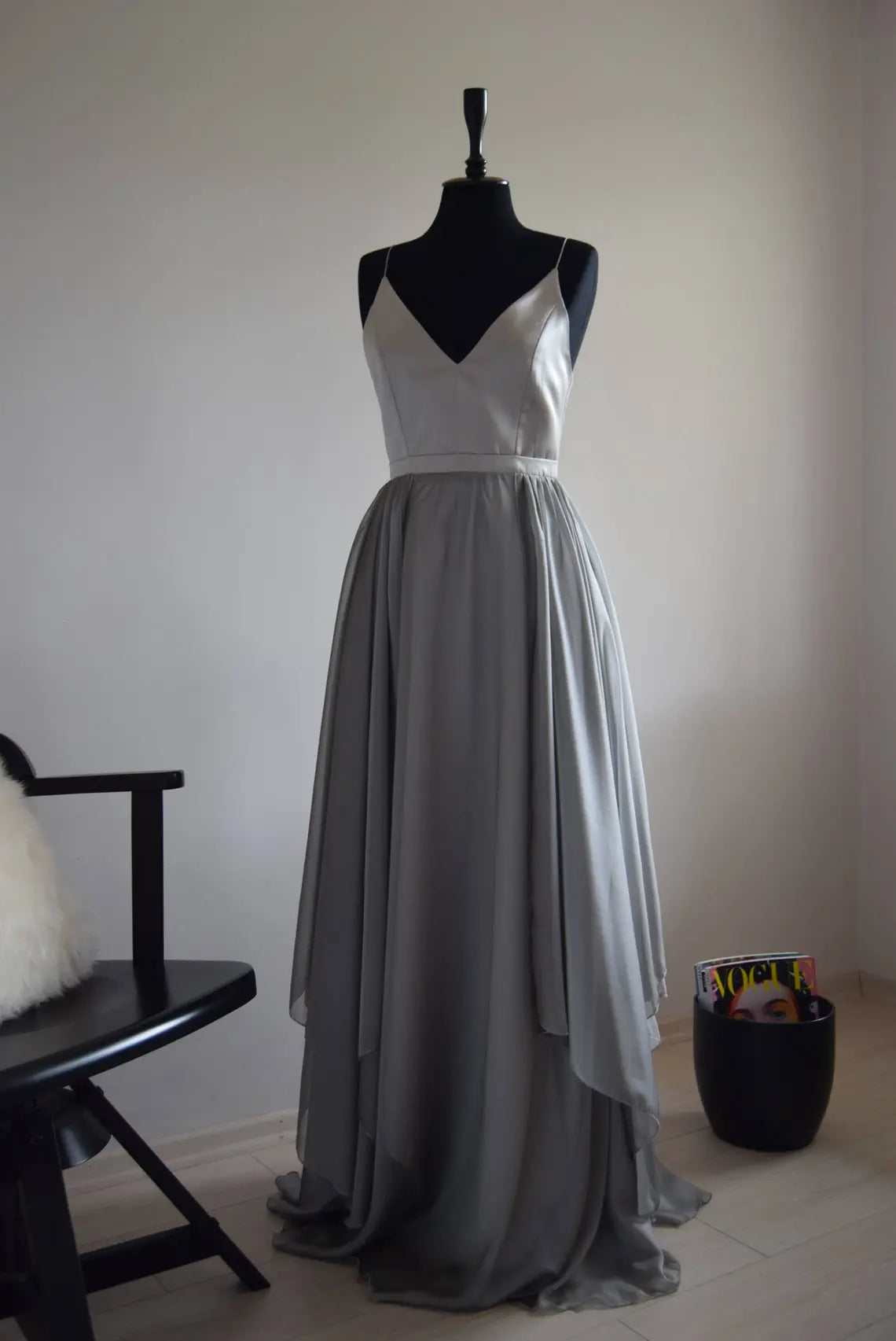 Asymmetrical Off Shoulder SleevelessSpaghetti Straps V Neck Prom Dress