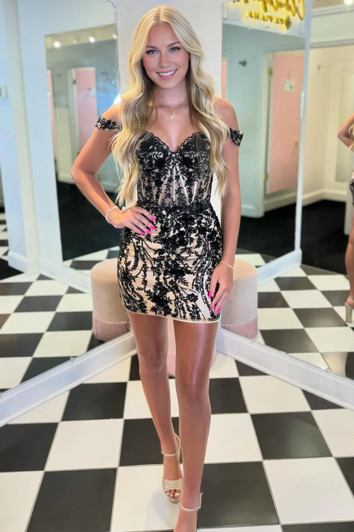 Backless Black Lace Corset Off the Shoulder Homecoming Dress With Applique